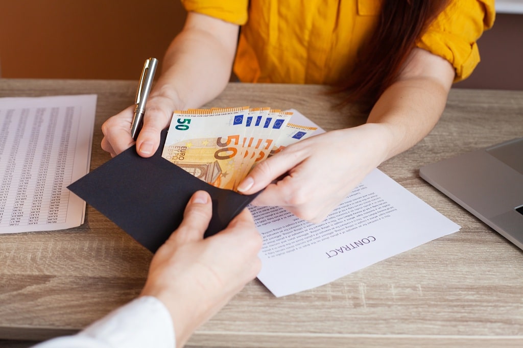 Mandatory Split Payment Mechanism in Poland Extended Until 2028